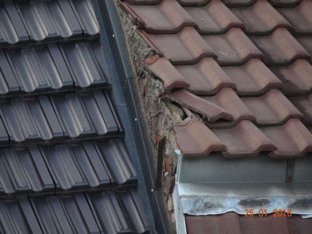Wasserschaden durch Dacheindeckung